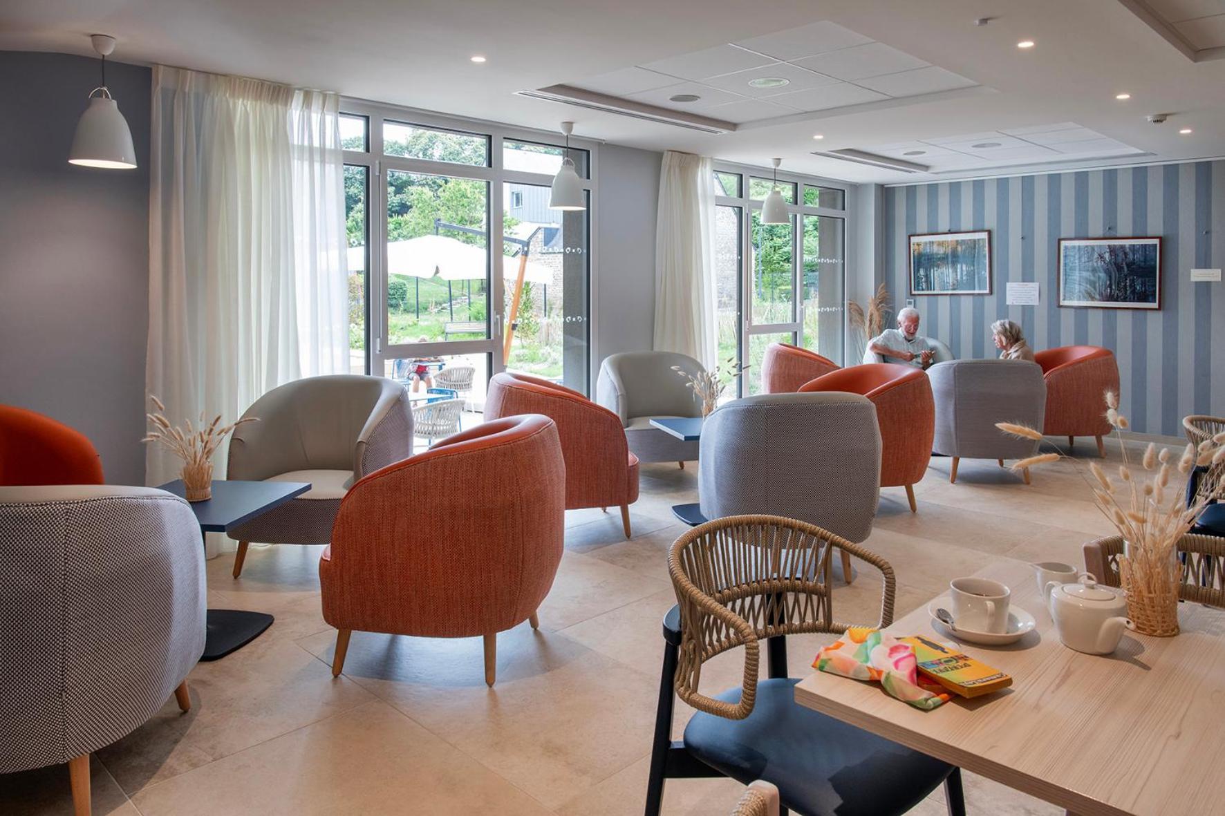 Residence Services Seniors - Domitys Les Jardins D'Ahna Dinan Kültér fotó